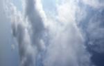 CLOUD2V.JPG
