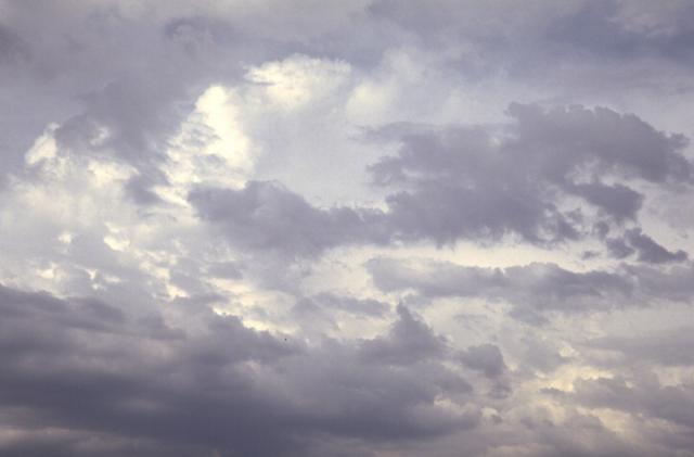 CLOUDS04.JPG