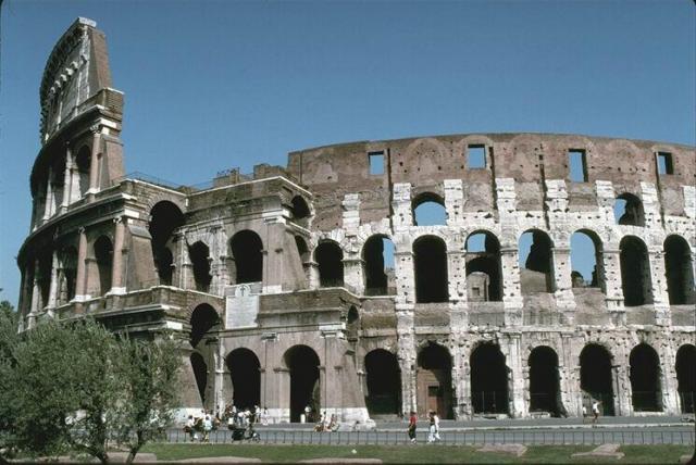 Picture with image of Coliseum in Rome