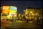 Photo Night London with London Pavilion and Piccadilly Circus