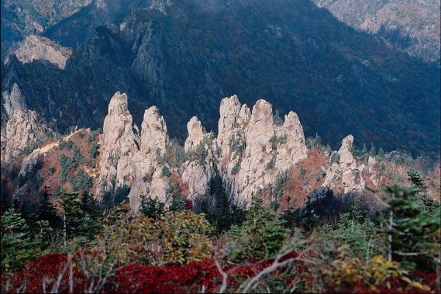photo of a mountain peak