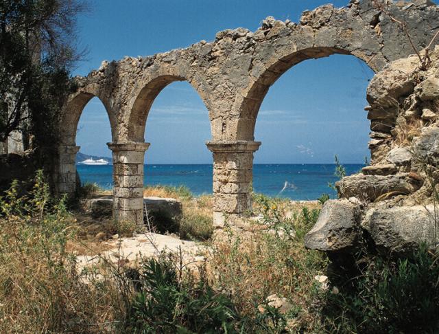 ARCHES.JPG