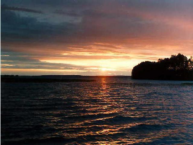 LAKE3__.JPG