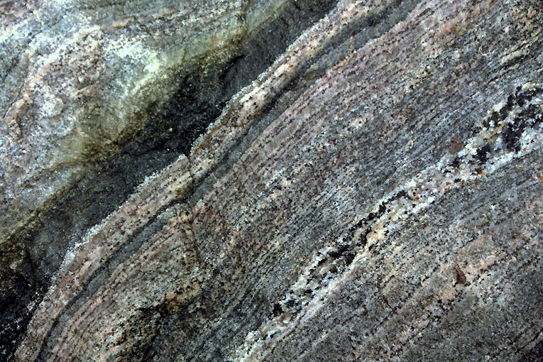 STONE05.JPG