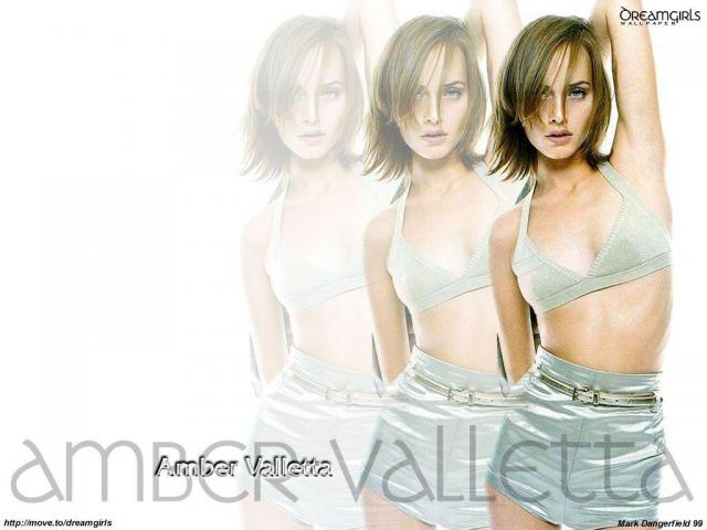 amber_valletta_1.jpg