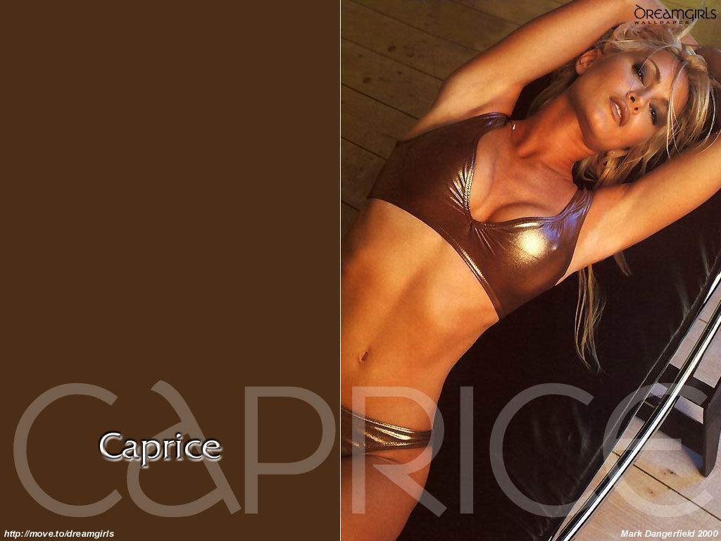caprice_bourret_29.jpg