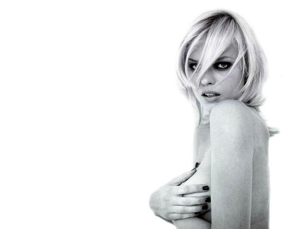 eva_herzigova_5.jpg