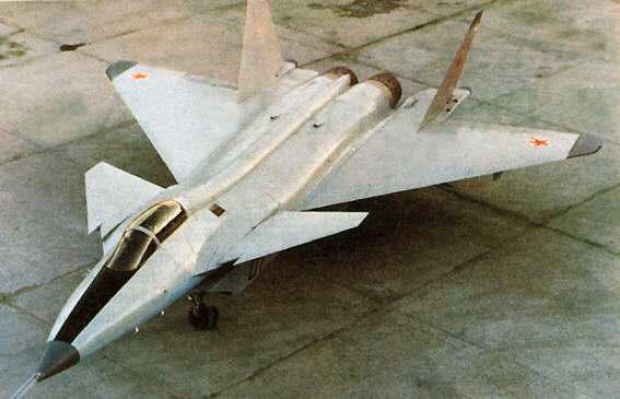MIG142_1.JPG