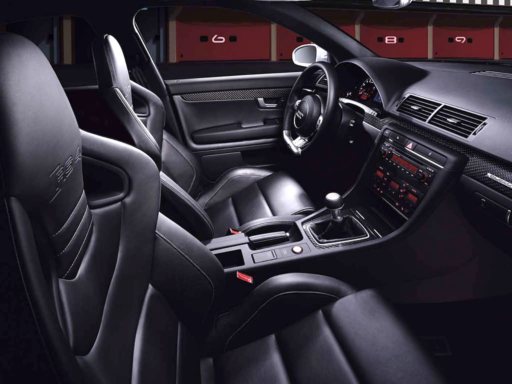 Audi RS4_4.jpg