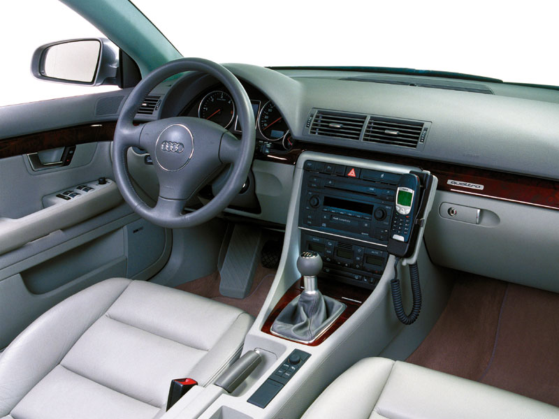 AUDI_A4_Avant _2001__5.jpg