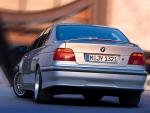B5SEDN05.JPG