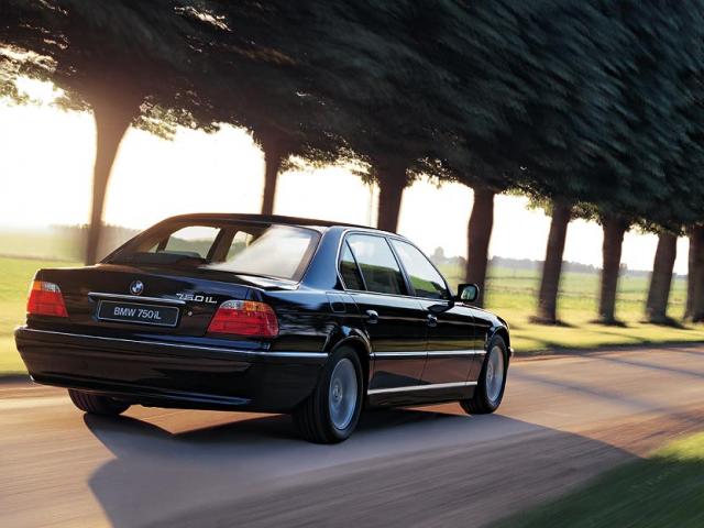 B7SEDAN1.JPG