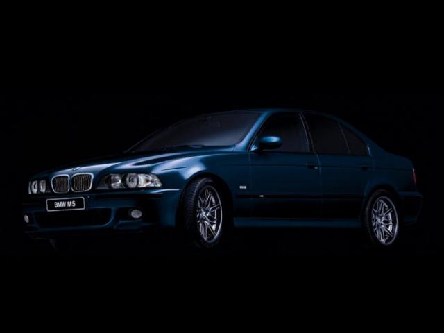 bmw_1024x768_1.jpg