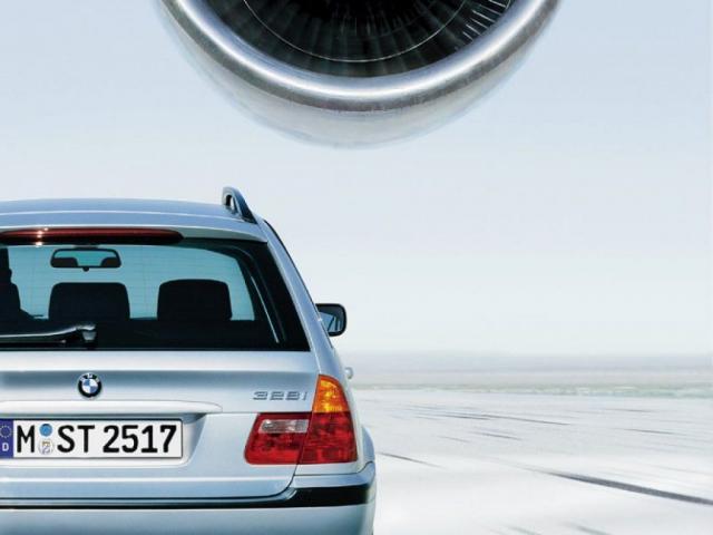 bmw_1024x768_13.jpg