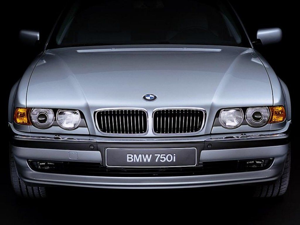 bmw_1024x768_40.jpg