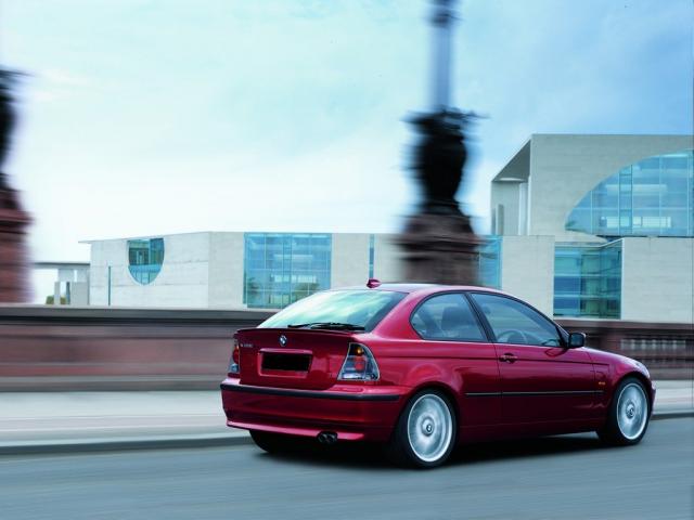 bmw_1024x768_60.jpg