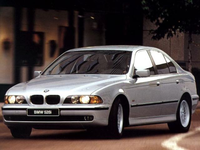 BMW_528i.jpg