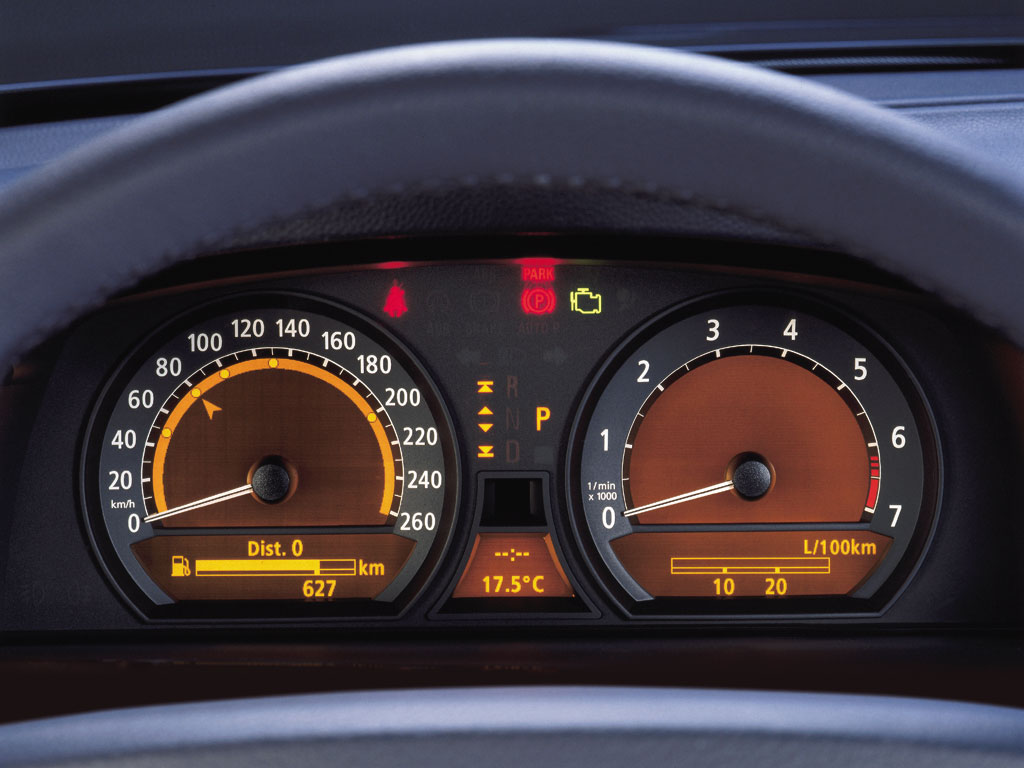 bmw_7-series_2002_019.jpg