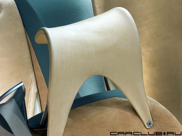 BMW_CS1_1024_07.jpg