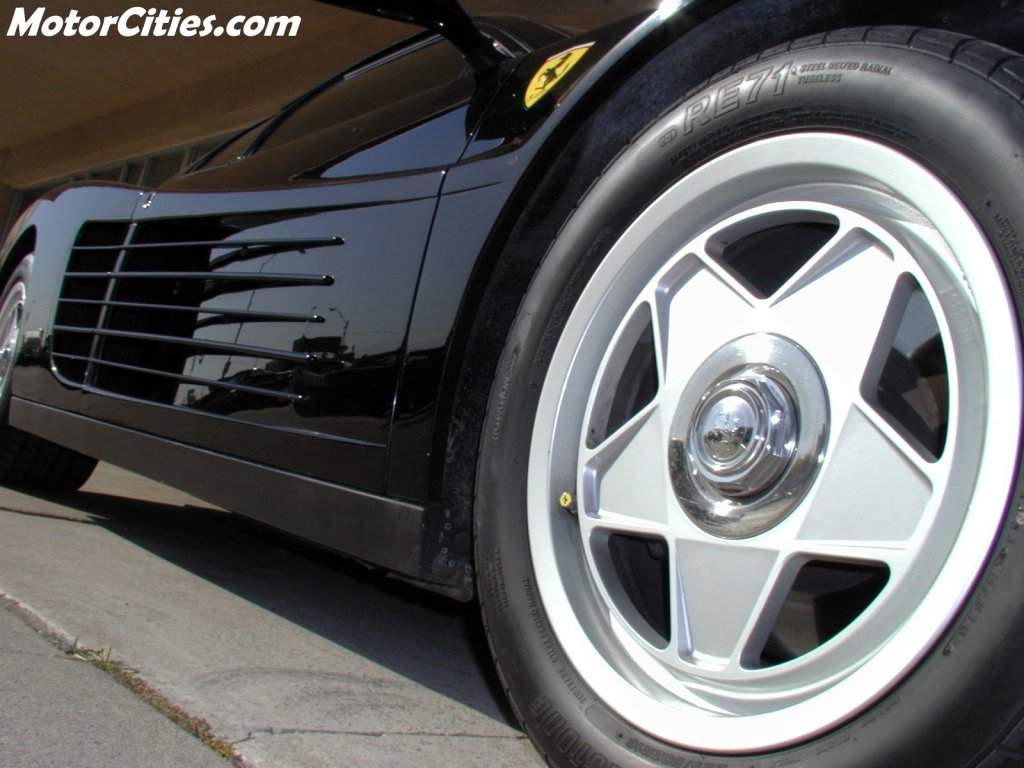 FERARRI BLACK.jpg