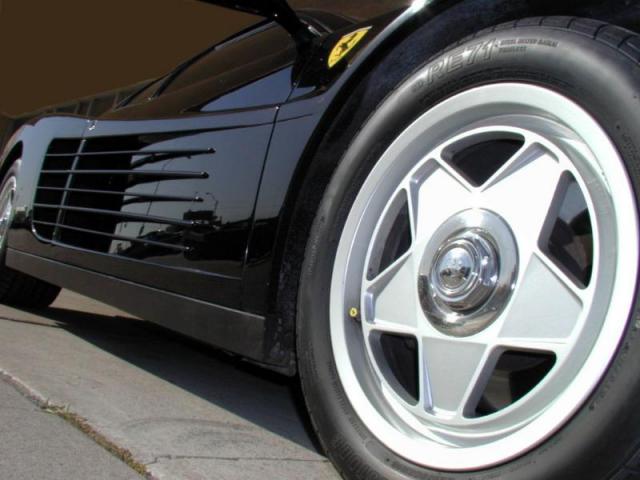Ferrari tran011.jpg