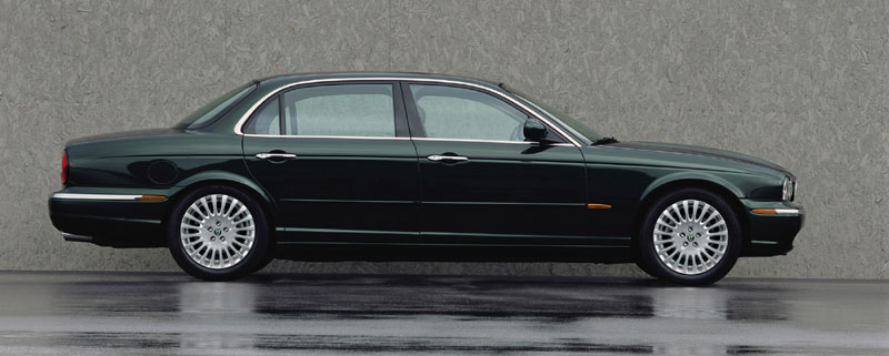 Jaguar XJ LWB _Long Wheel Base__2.jpg