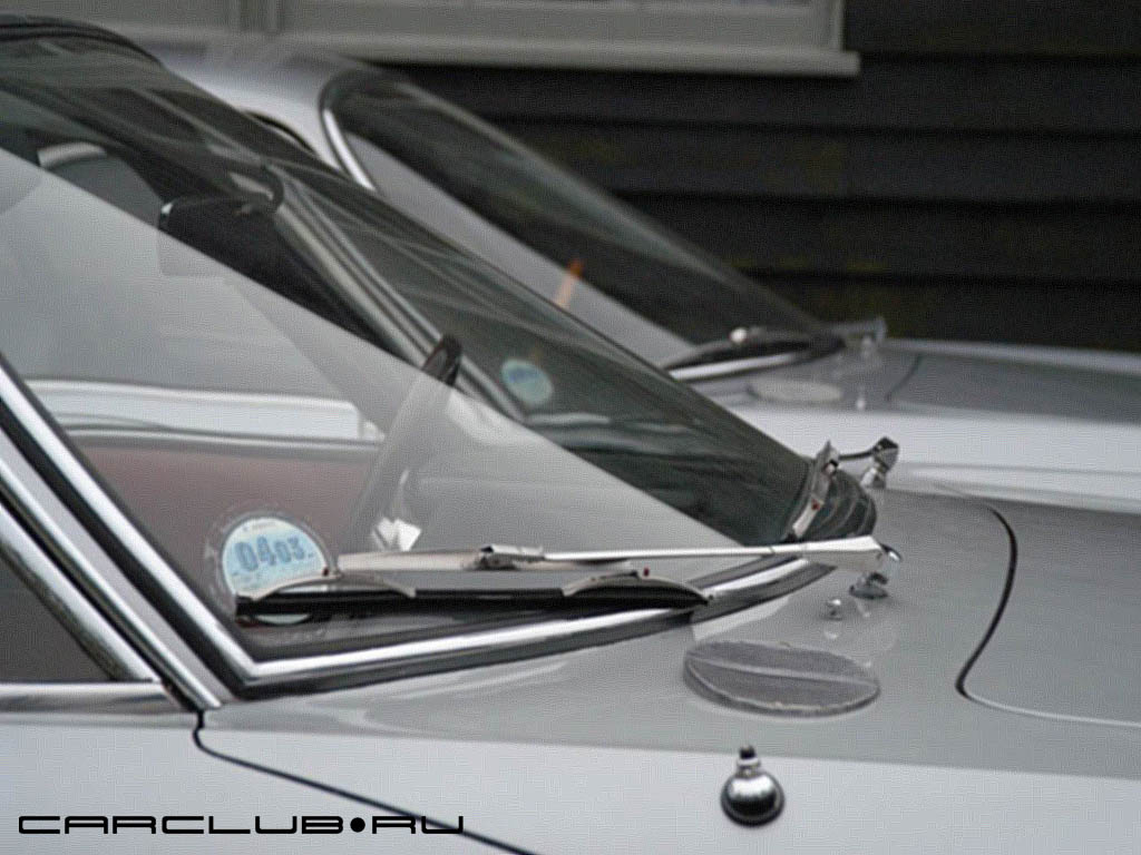 Lamborghini 400_1024_02.jpg