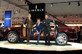 Lincoln navicross_3.jpg