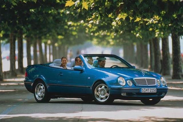 Mercedes-Benz  230 i_001.jpg