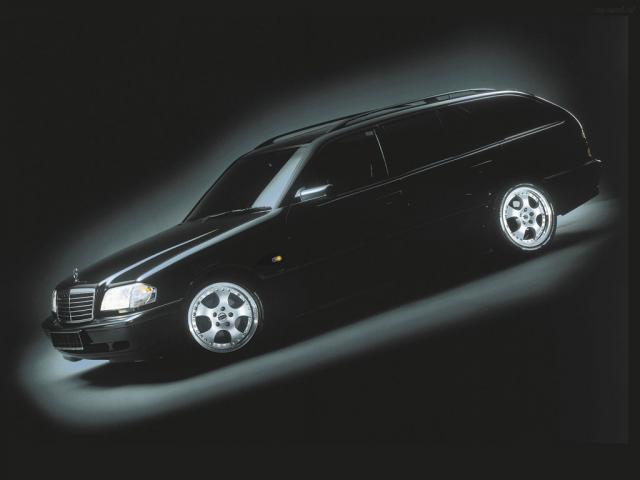 Mercedes_Benz_1J4O3D07_001.JPG