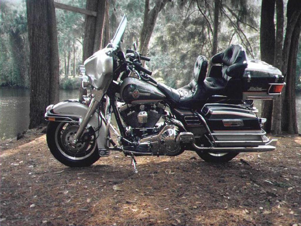 Harley_Davidson_2.JPG