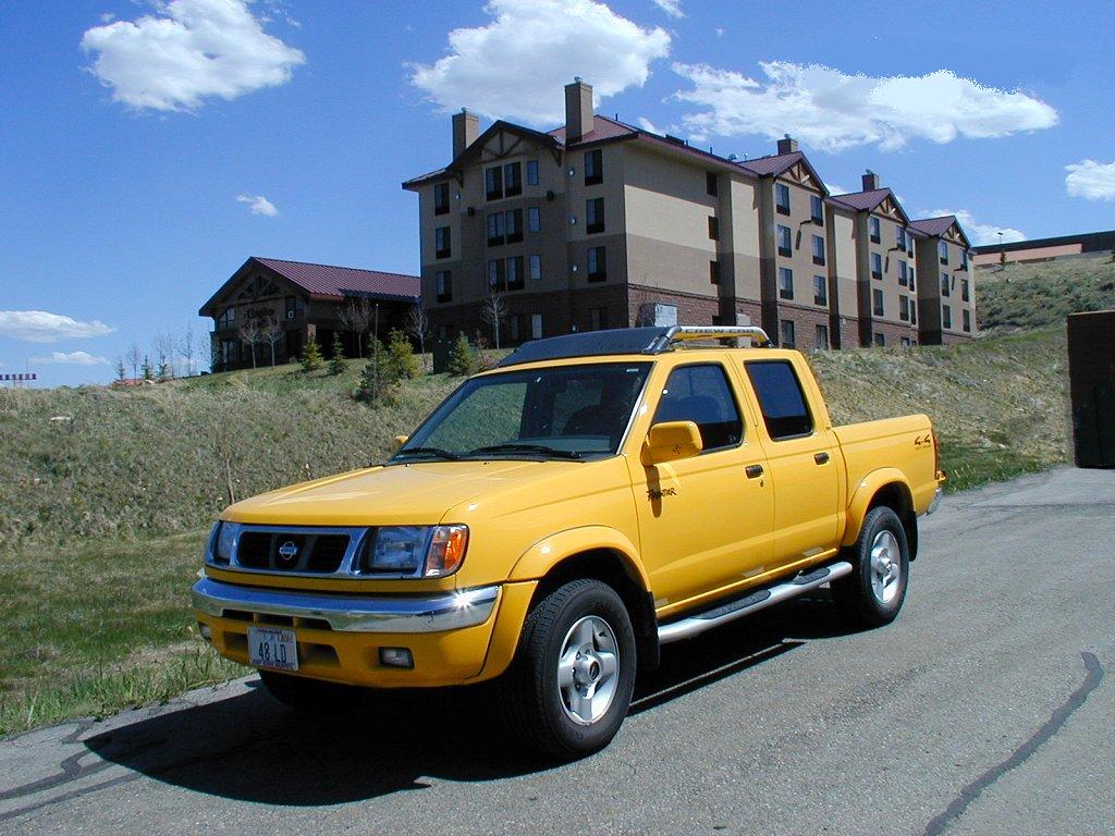 nissan_1024x768_12.jpg