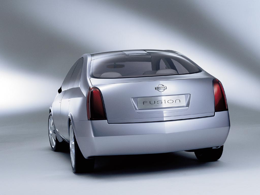 nissan_1024x768_18.jpg