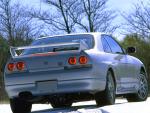 nissan_skylinegt-r_1024x768_3.jpg