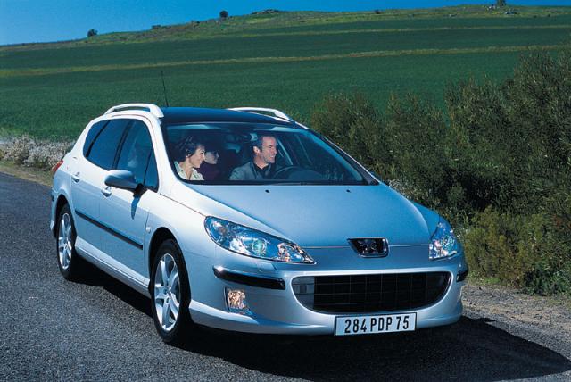 Peugeot 407_3.jpg