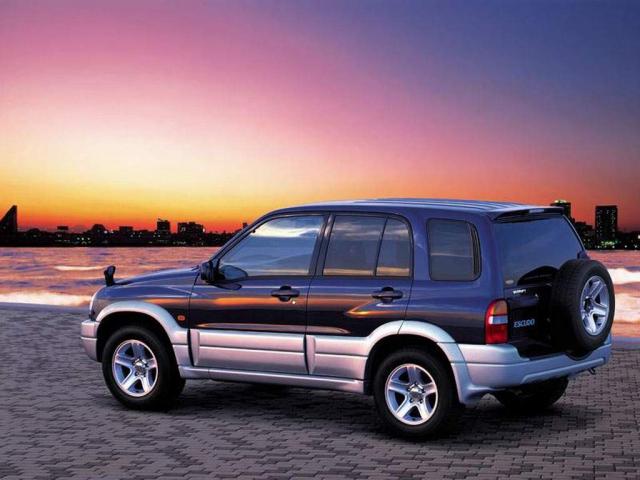 suzuki_escudo_1024x768_4.jpg