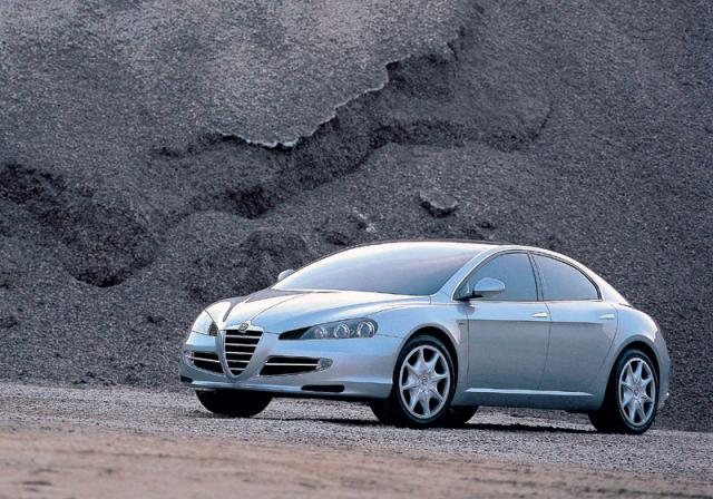 Toyota ItalDesign Visconti.jpg