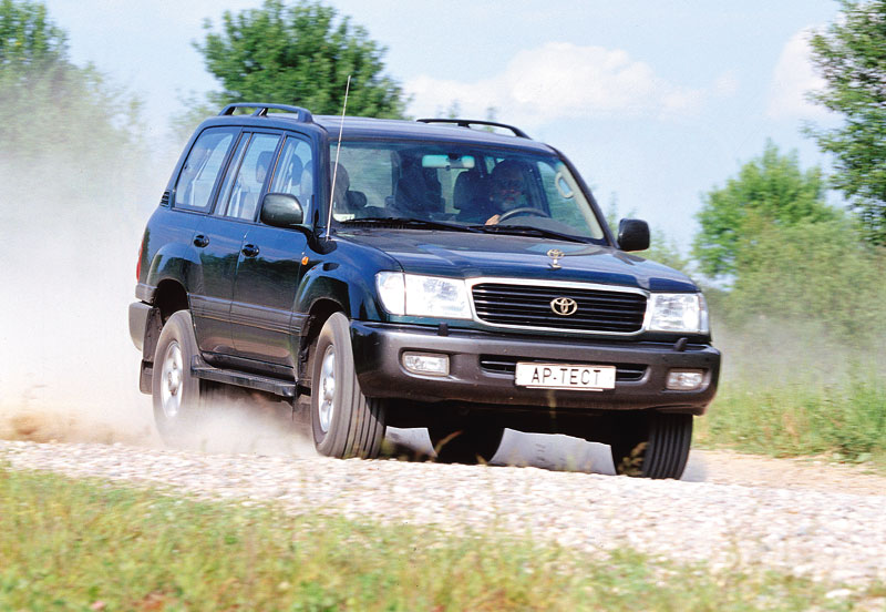 Toyota jeeps-11.jpg