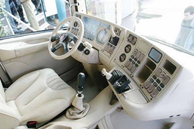 Scania-Shark_4.jpg