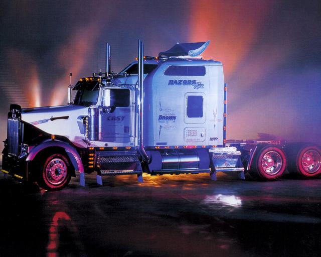 TRUCK005.JPG