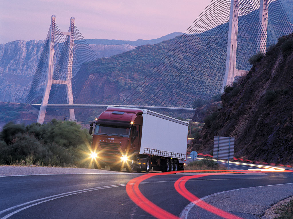 trucks_iveco_039.jpg