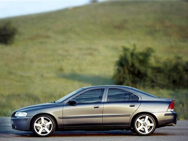 Volvo VOLVO3_1024.jpg