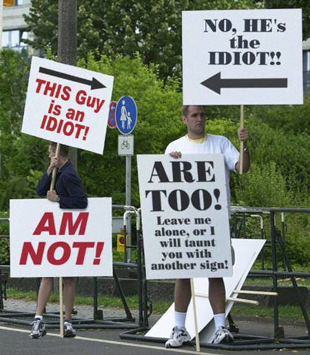 idiots00.jpg