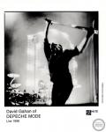 Фотография солиста группы depeche mode сделанная Антоном Корбайном