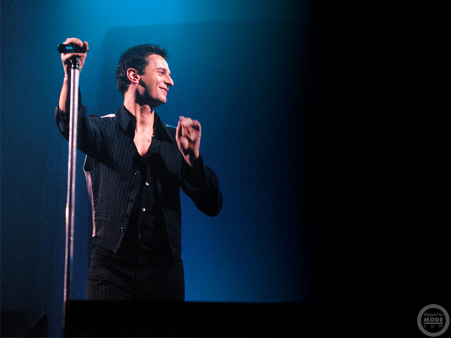 Photo of a smiling David Gahan