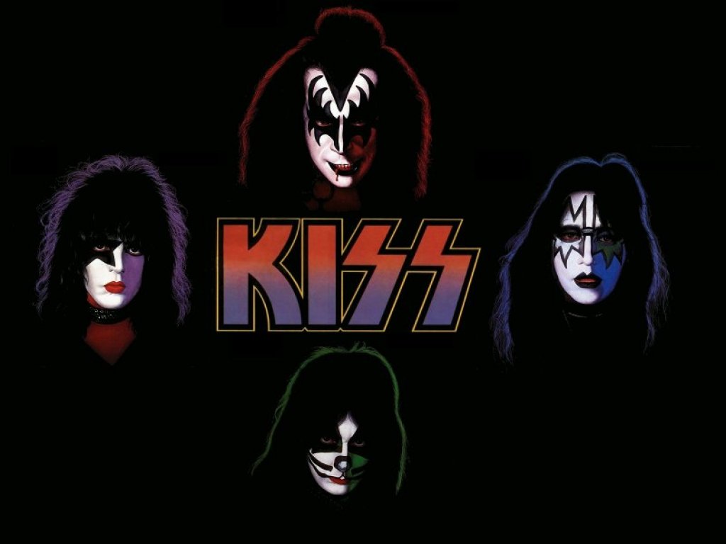 Kiss.jpg