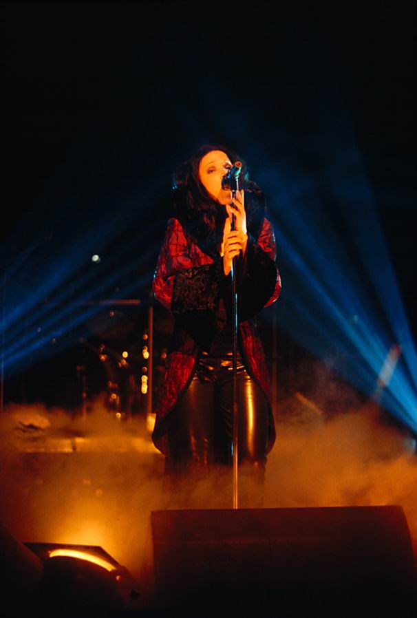 n_DVD-Gig_Tampere_tarja3.jpg