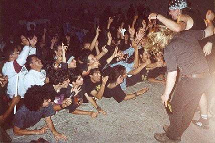 n_Wishmaster World Tour_live6.jpg