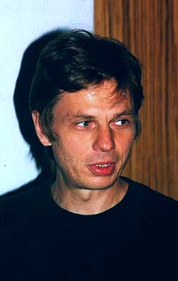 V27.JPG